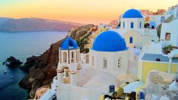 Encuentra vuelos baratos de Guatemala a Fira