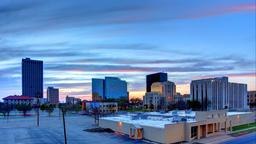 Hoteles cerca a TPBA Home Improvement Show