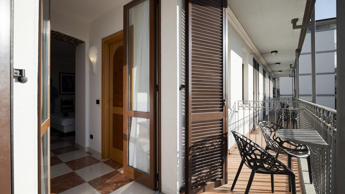 Hotel Ungheria Varese 1946