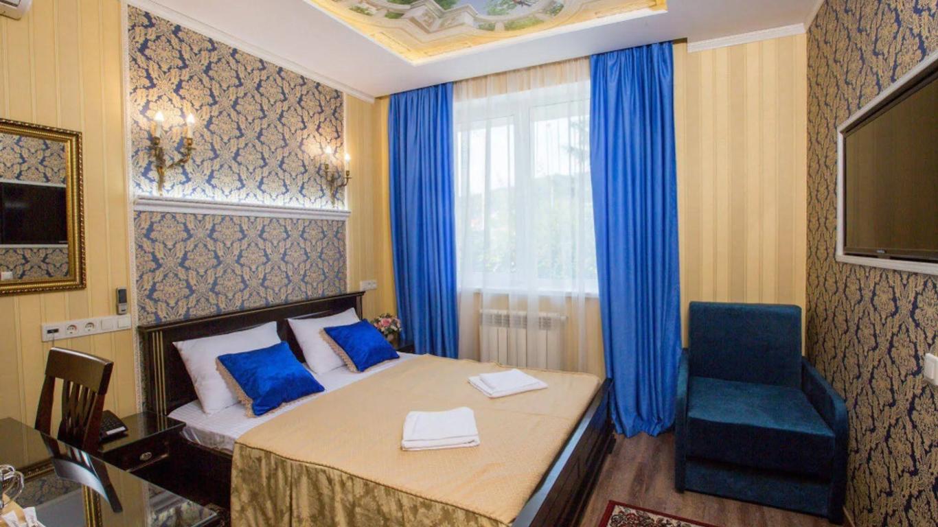 Art Hotel Natasha Rostova