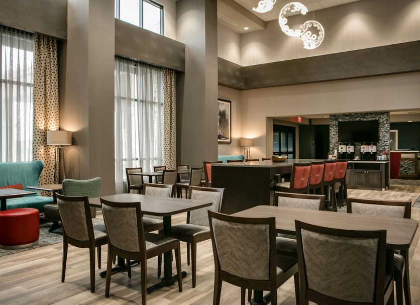 Hampton Inn by Hilton Wichita Northwest desde $102 ($̶2̶4̶4̶). Wichita ...