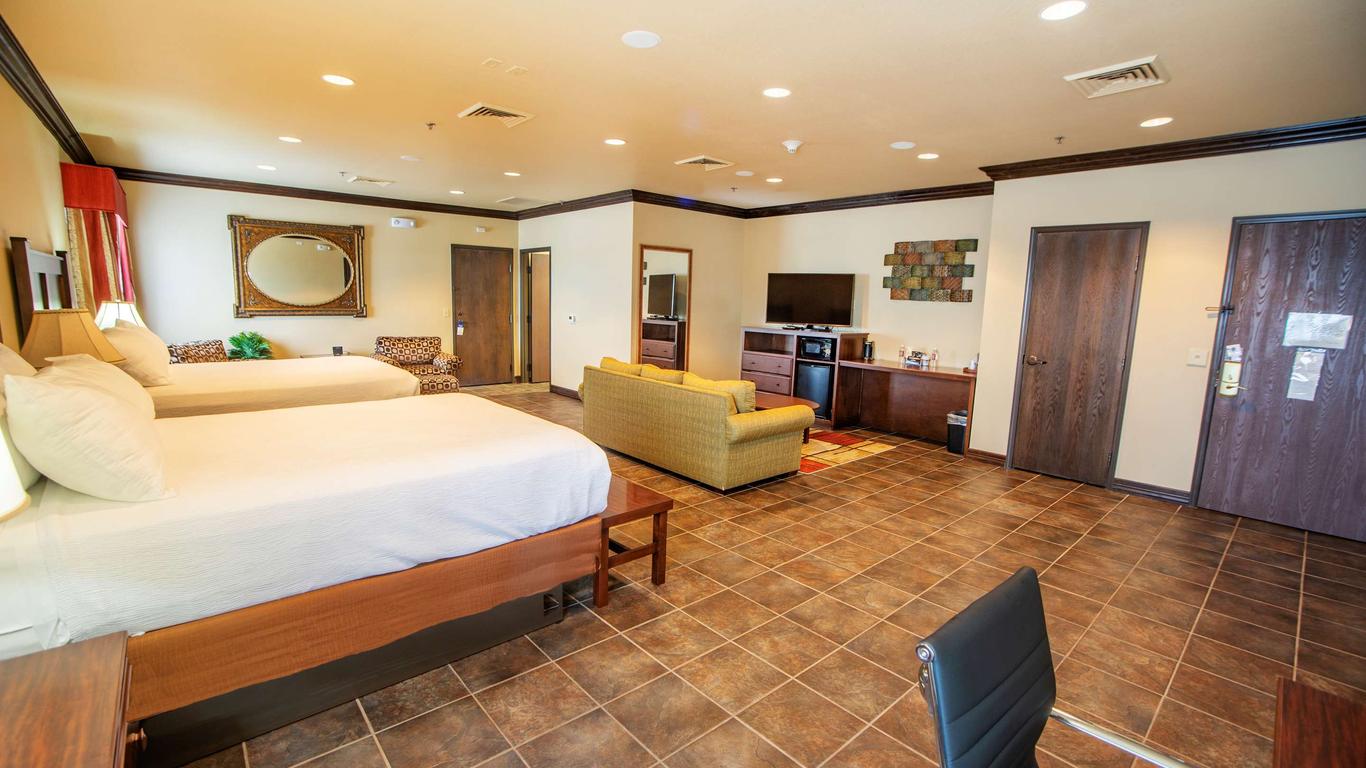 Best Western Plus Cimarron Hotel & Suites