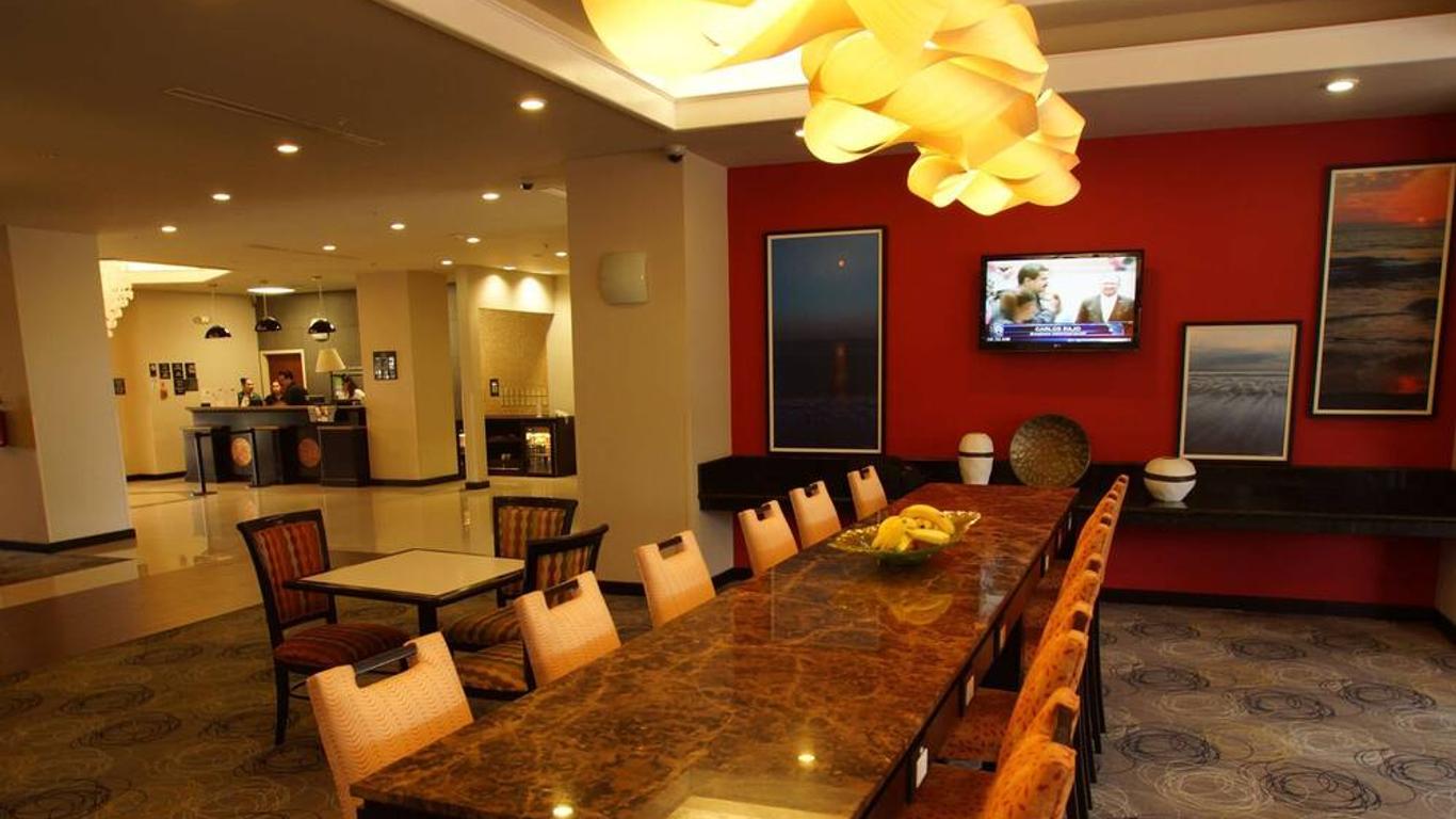 Hampton Inn by Hilton Tampico Aeropuerto