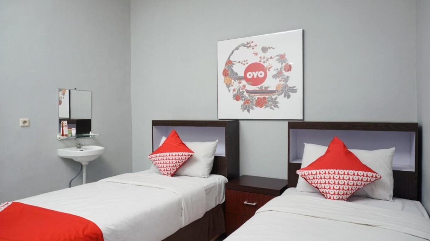 RedDoorz Plus @ Hotel Star 88