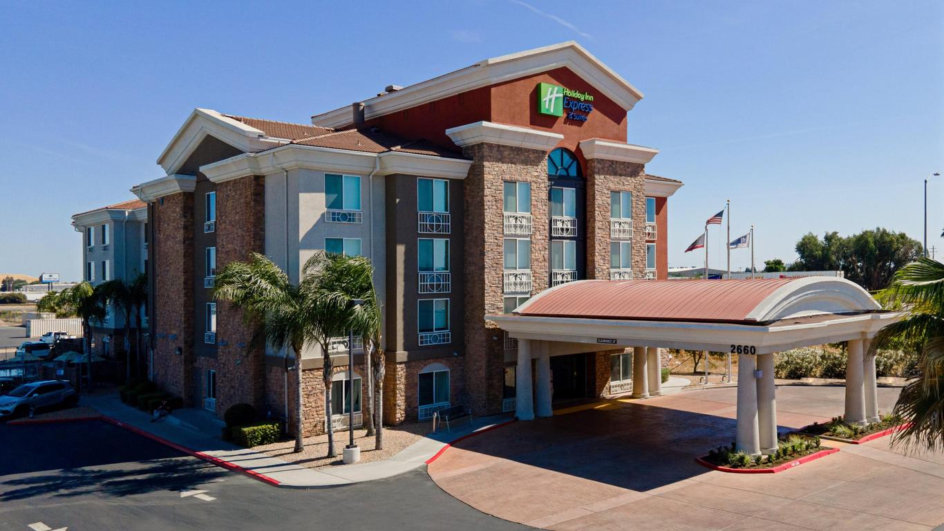 Holiday Inn Express & Suites Fresno South