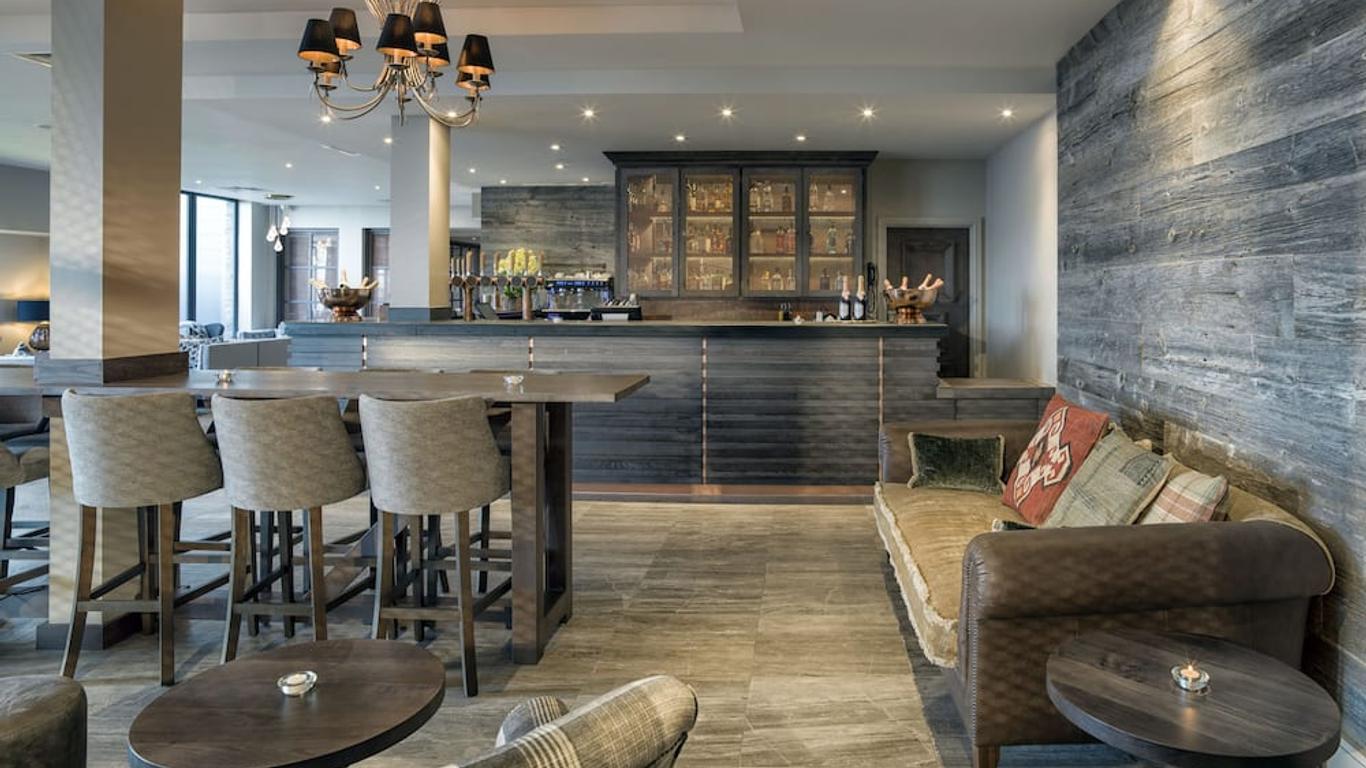 Boulevard Hotel