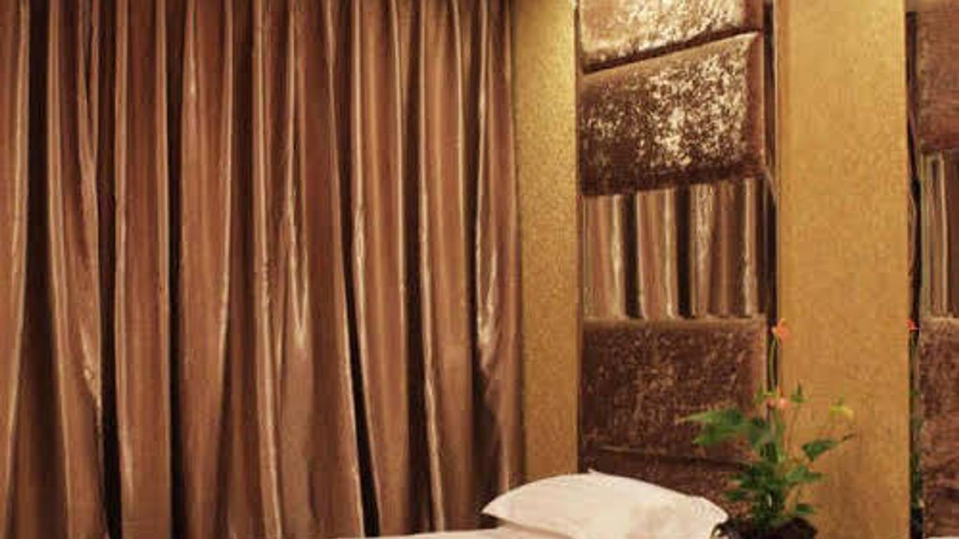 Hong Wei Yi Jia Beijing Niu Jie Hotel