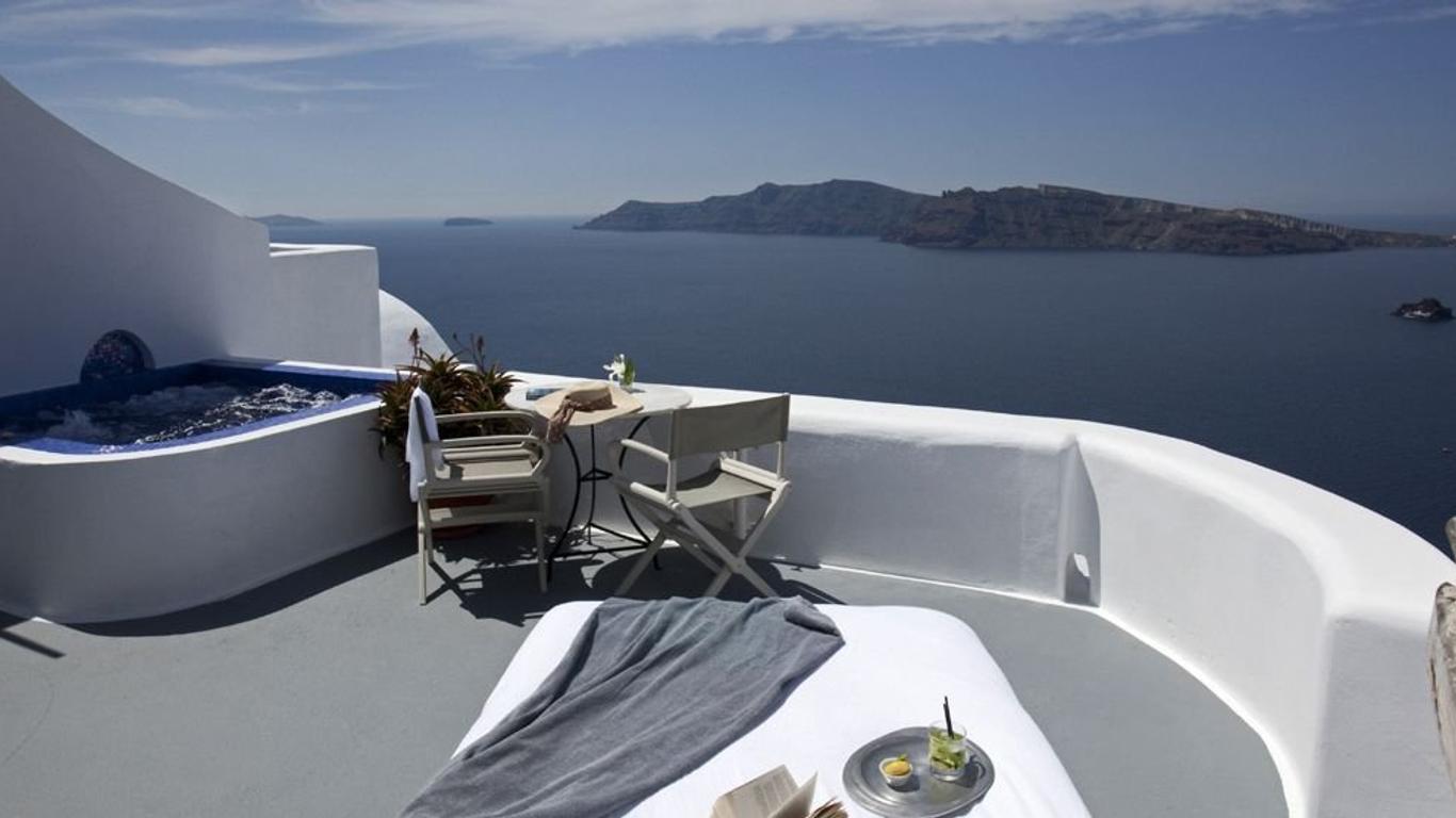 Ikies Santorini
