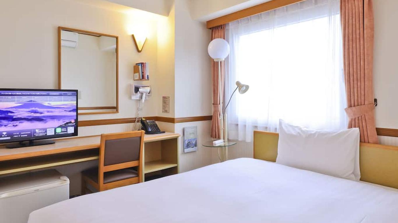 Toyoko Inn Hakata-Guchi Ekimae